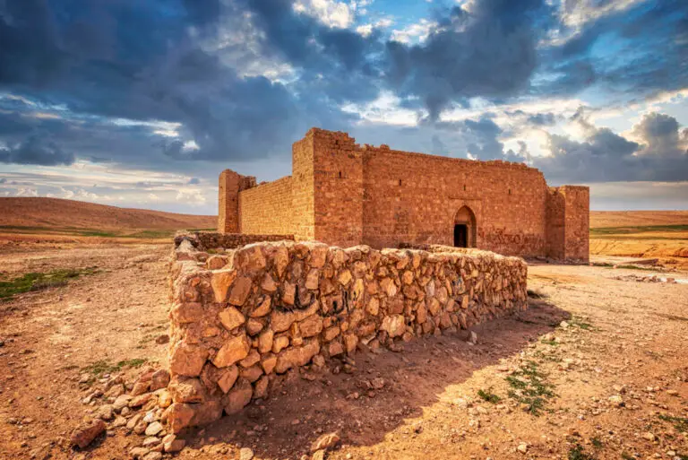Qal'at Dab'a-13