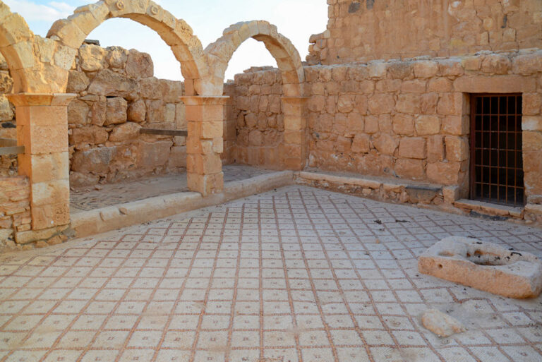 Qasr Al-Hallabat-32