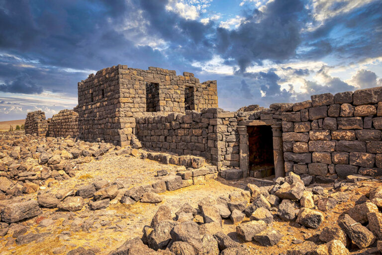 Qasr Deir Al-Kahf-02