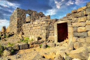 Qasr Deir Al-Kahf