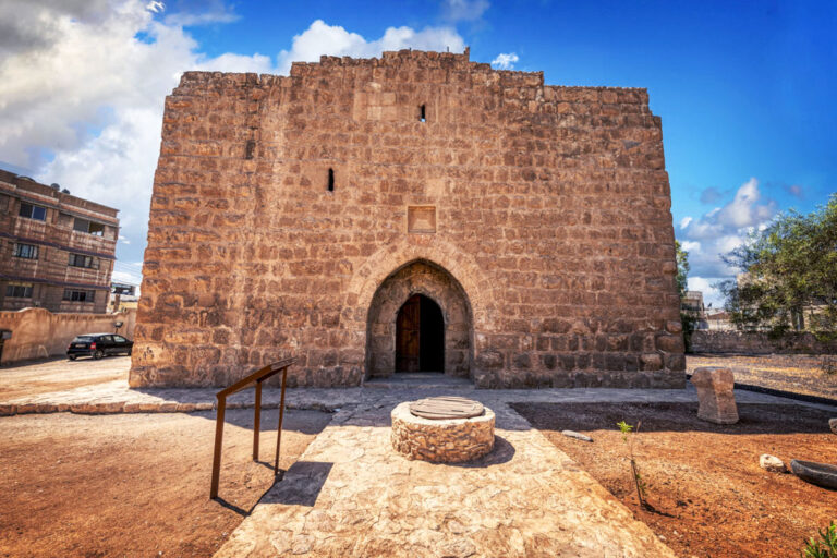 Qasr Shebib-01