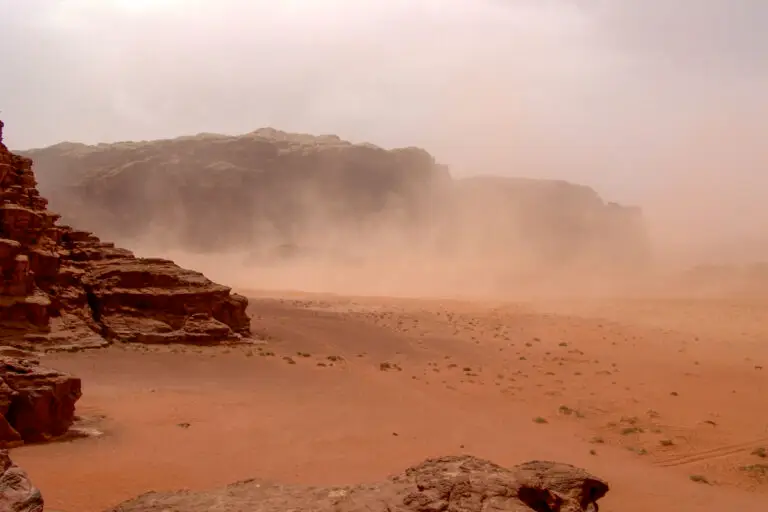 Sandstorm in Wadi Rum