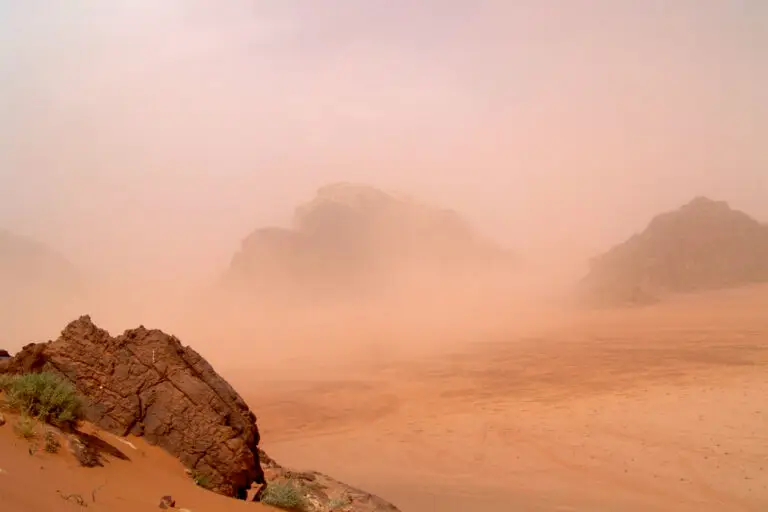 Sandstorm in Wadi Rum