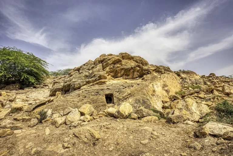 Damiya Dolmen Field