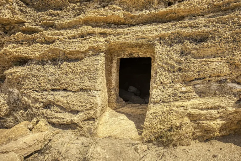 Damiya Dolmen Field