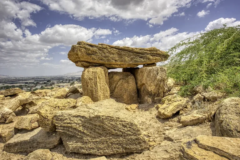 Damiya Dolmen Field