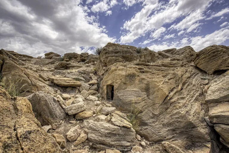 Damiya Dolmen Field