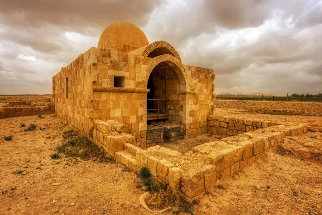 Hammam As-Sarah bathhouse with its dome and reception hall