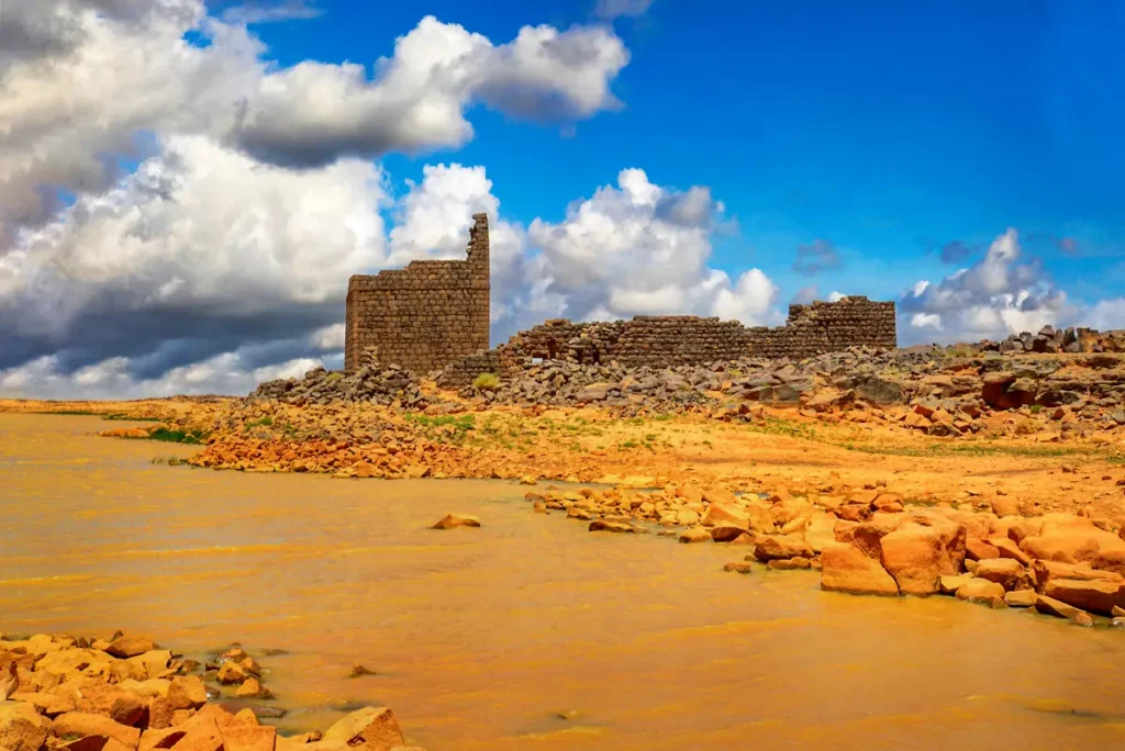 The tower and walls beside the seasonal lake, Qasr Burqu, Jordan
